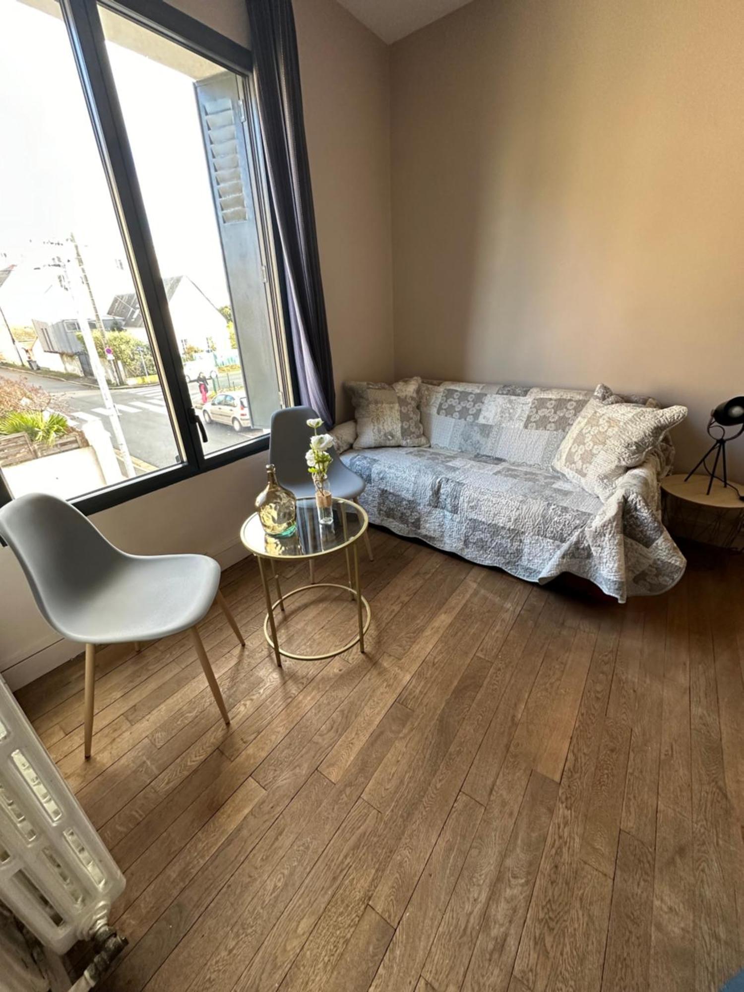 Maison De Idealement Placee Holiday home Tours